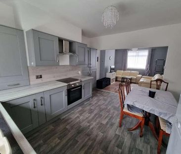 West Chilton Terrace, Chilton, DL17 - Photo 5