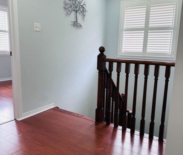 For Lease - 122 Hollingsworth Circle, Brampton, Ontario - Photo 6