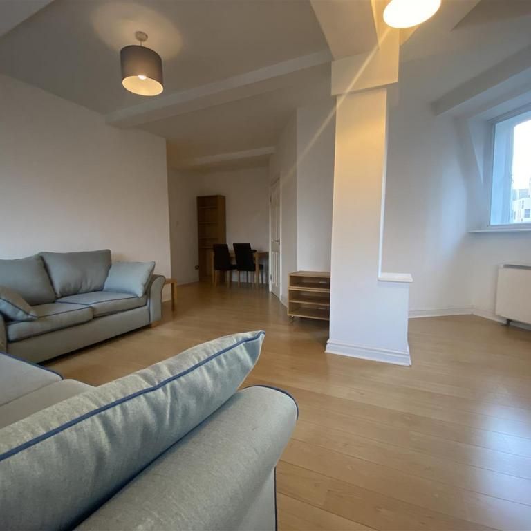 2 bedroom apartment to rent - Photo 1