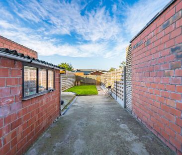 Instapklare woning met tuin en 3 slaapkamers in hartje Poperinge. - Photo 4