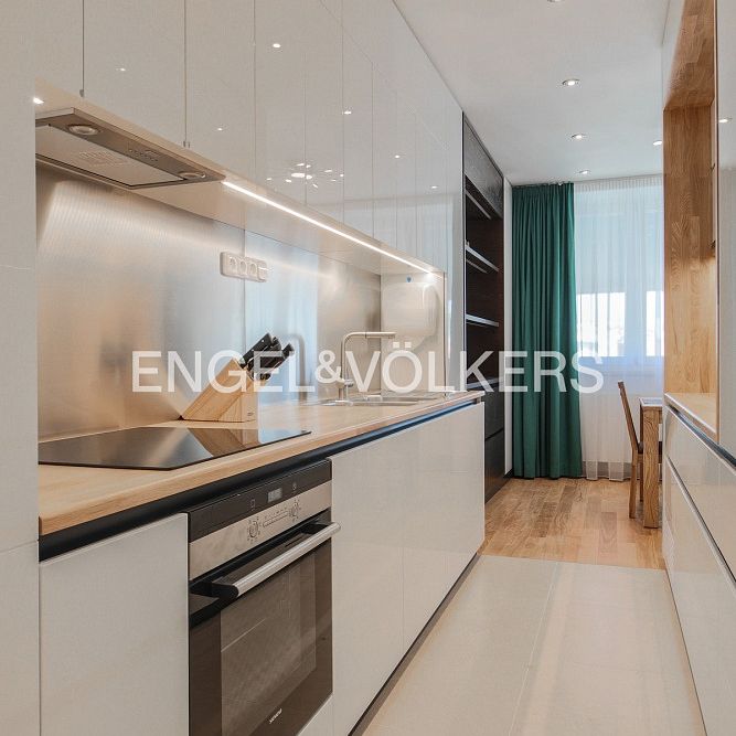 Pronájem bytu 4+kk 140 m² - Фото 1