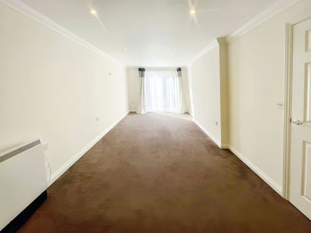 St Andrews Court, Calcutta Road, Tilbury, RM18 - Photo 4