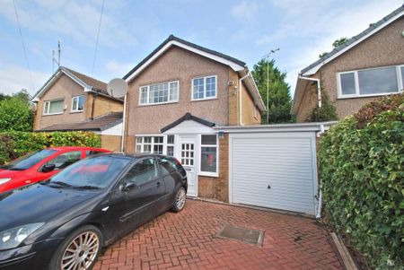 3 bedroom detached house to rent - Photo 4
