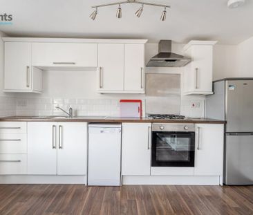 2 bedroom flat to rent - Photo 5