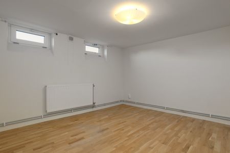 Hagagatan 10 | 1 RoK | 28m² - Photo 3