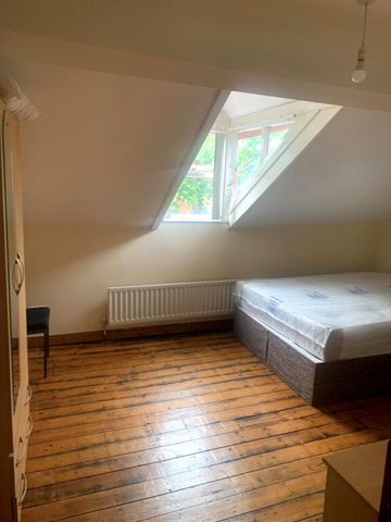 6 Rugby Avenue, Belfast, BT7 1RG - Photo 3