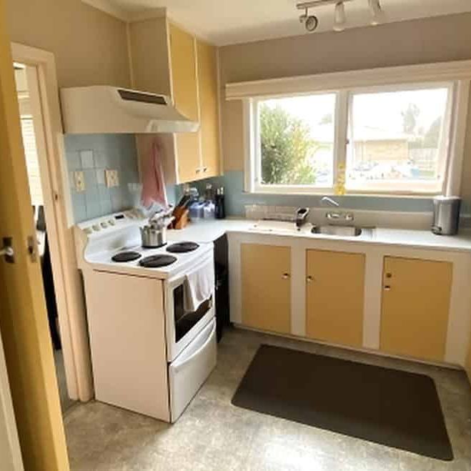 Lovely 2 Bedroom unit in Hamilton East - Photo 1