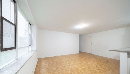 For Lease - 77 Erskine Avenue Unit# 202, Toronto, Ontario - Photo 2