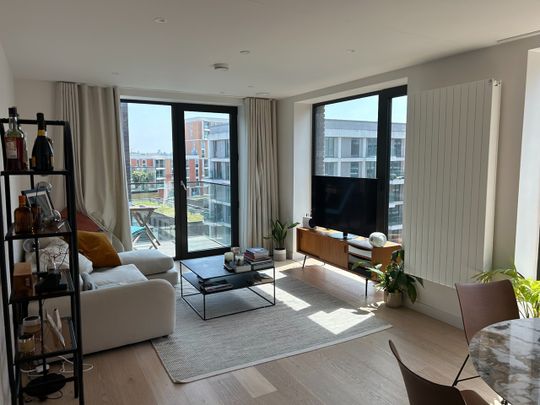 1 Bed Flat, John Cabot House, E16 - Photo 1