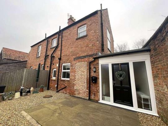 Hall Drive, Gosberton, Lincolnshire, PE11 - Photo 1