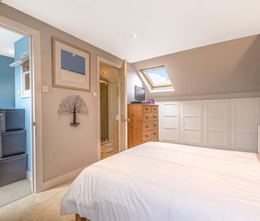 3 bedroom flat to rent - Photo 1