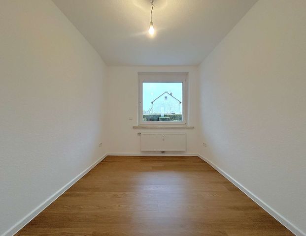 Wunderschöne, sanierte 3 Zimmerwohnung mit geräumiger Terrasse - Foto 1