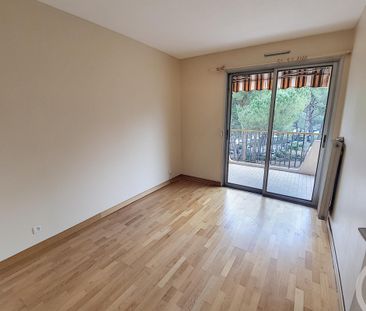 Mandelieu-la-Napoule - Appartement à louer - 2 pièces - 41 m² - 846 € - Photo 1