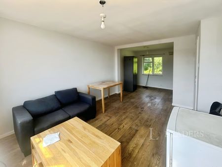 2 bedroom apartment to rent Meyrick Court, Meyrick Avenue, Luton, LU1 - Photo 2