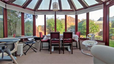 3 bedroom semi-detached house to rent - Photo 5