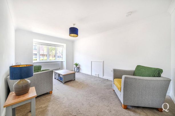 4 bedroom detached house to rent - Photo 1