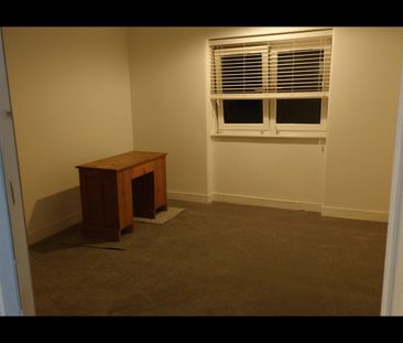 2 Bed Flat, Parkneuk Road, G43 - Photo 1