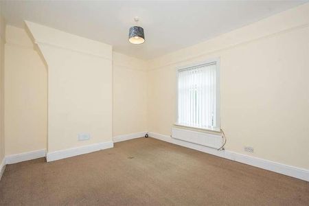 Greenfield Road, Dentons Green, St. Helens, WA10 - Photo 4