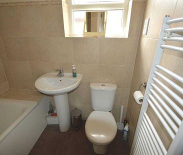 2 bedroom house share to rent - Photo 3
