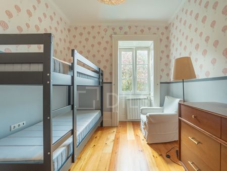 Apartamento T4 com garagem inserido em Palacete-Cedofeita - Photo 4