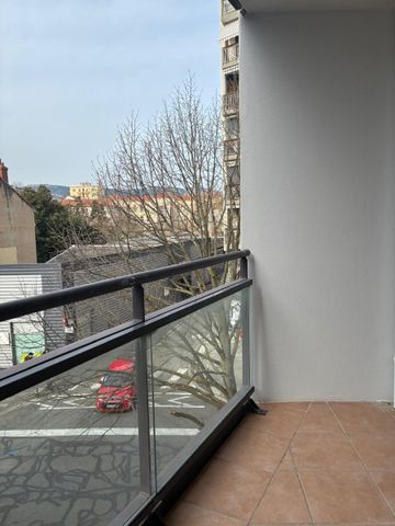 Location Appartement 3 pièces 65m² VALENCE 26000 - Photo 3