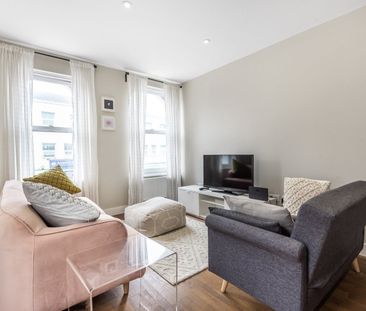 White Hart Road, London, SE18 - Photo 1