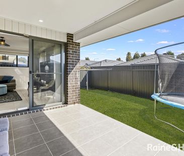 Spacious Family Home in Gregory Hills - Photo 3