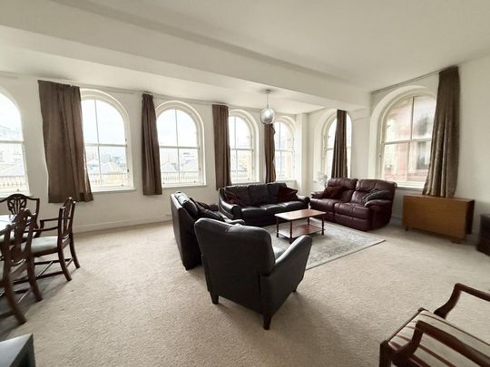 3 bedroom flat to rent - Photo 1