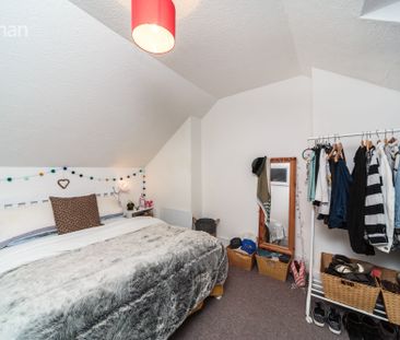 2 bedroom maisonette to rent - Photo 2