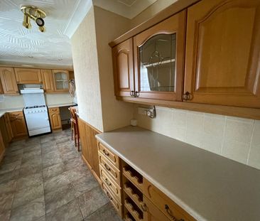 Semi Detached for rent - Photo 5