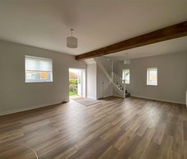 2 bedroom semi-detached house to rent - Photo 1