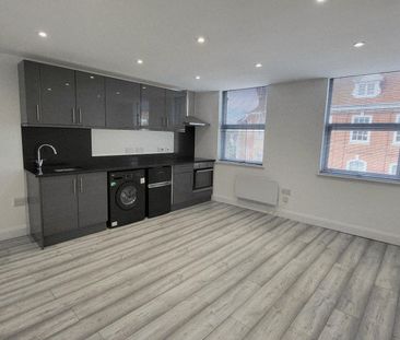 George Lane, London - Photo 3