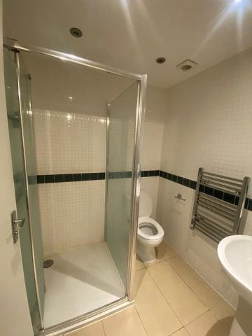Studio Flat, High Road, N22 - Photo 5