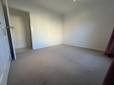 2 Bedroom unit in central location - Photo 5