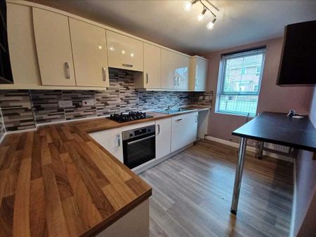 3 bedroom house to rent - Photo 2