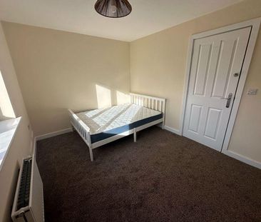 4 bedroom house to rent - Photo 2