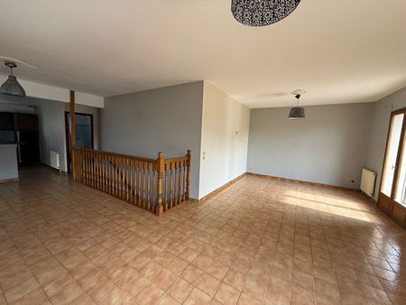 Location maison 4 pièces, 116.00m², Pomas - Photo 5