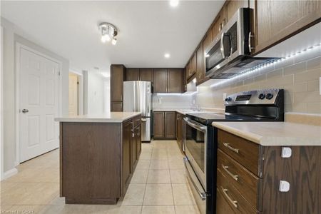 For Lease - 31 Sienna Street Unit# A, Kitchener, Ontario - Photo 5