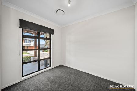 28 Garraway Crescent, Googong NSW 2620 - House For Rent | Domain - Photo 5