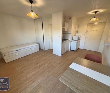 Location Appartement 1 pièce 23m² BORDEAUX 33000 - Photo 2