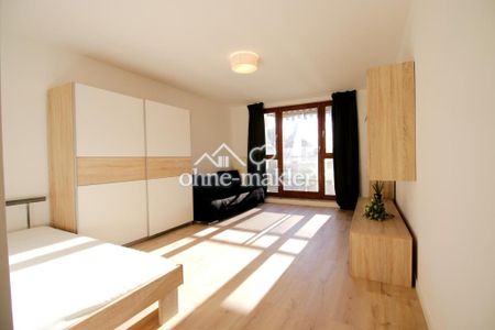 Frisch renovierte und geräumige 1-Zimmer Wohnung mit sehr guter Anbindung - Photo 2