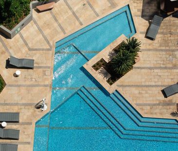 Prime Location Studio Apartment - Fully Furnished! - Photo 6