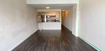 1 BEDROOM RENOVATED UNIT IN KITS!! - Photo 2