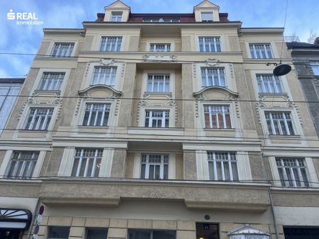 neu ausgemalte 4-Zimmerwohnung mit innenhofseitigen Balkon in guter Lage! - Foto 5