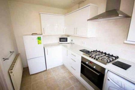 4 bedroom house share to rent - Photo 5