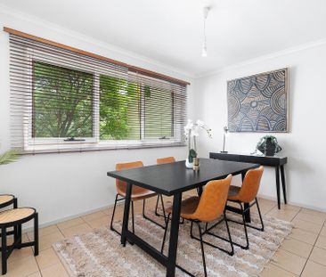 You'll love the eats, treats, and beats close by - Photo 5