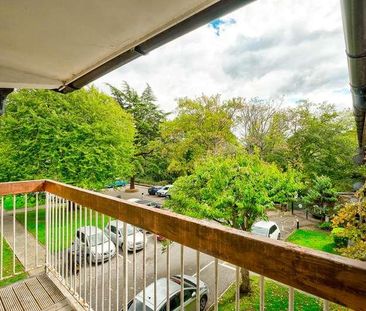 Buxton House, Snaresbrook, E11 - Photo 2