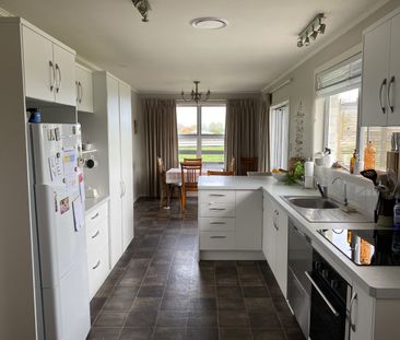 Situated in the desirable Cambridge and positioned perfectly over l... - Photo 6