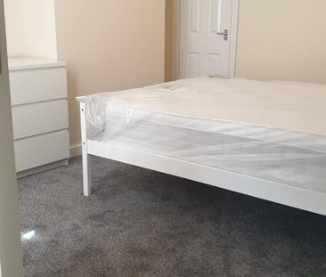3 Bed - 27 Noster Terrace, Beeston, Leeds - LS11 8QF - Student/Prof... - Photo 2