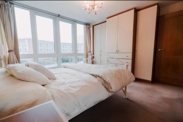 Entire Place·2B2B···5 Centurion Court - Photo 1